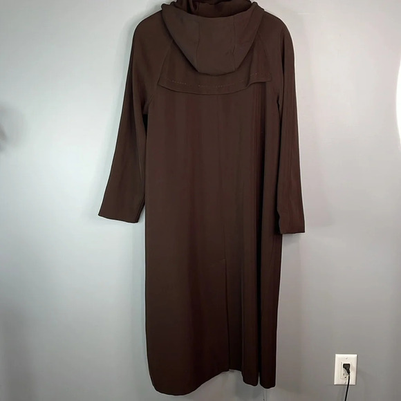 UTEX Hooded Trench Coat Brown Raglan Sleeves Pockets Padded Shoulders Classic 12 - Picture 11 of 14